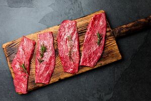 The basis of the diet of a protein diet is dietary meat