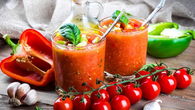 A detox smoothie with cherry tomatoes and peppers to energize and promote weight loss